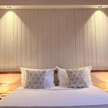 Hotellerie Du Roy - Restaurant Chez Robin 2* Sainte-Helene-sur-Isere