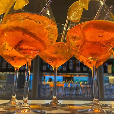 Hotellerie Du Roy - Restaurant Chez Robin Hotell 2*