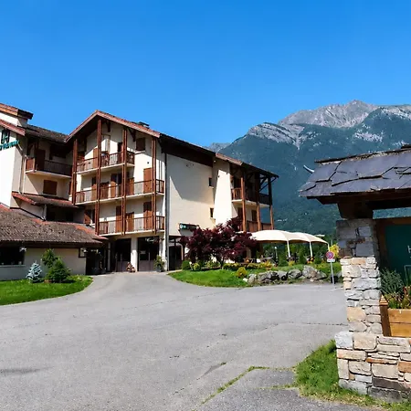 Hotellerie Du Roy - Restaurant Chez Robin Otel Sainte-Helene-sur-Isere