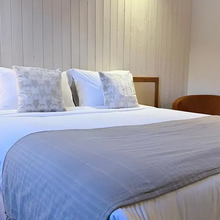 Hotellerie Du Roy - Restaurant Chez Robin 2*