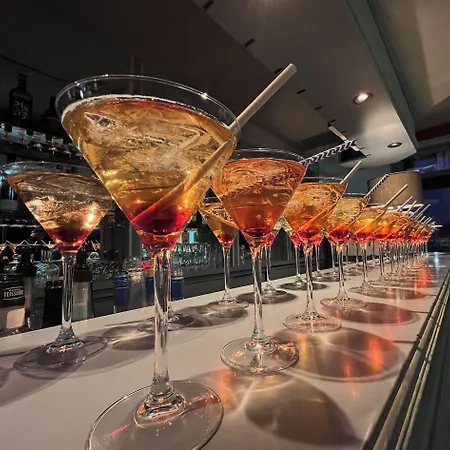 فندق Hotellerie Du Roy - Restaurant Chez Robin 2*