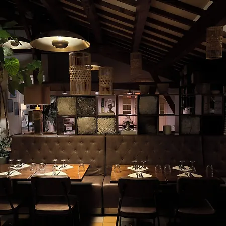 Hotellerie Du Roy - Restaurant Chez Robin فندق 2*